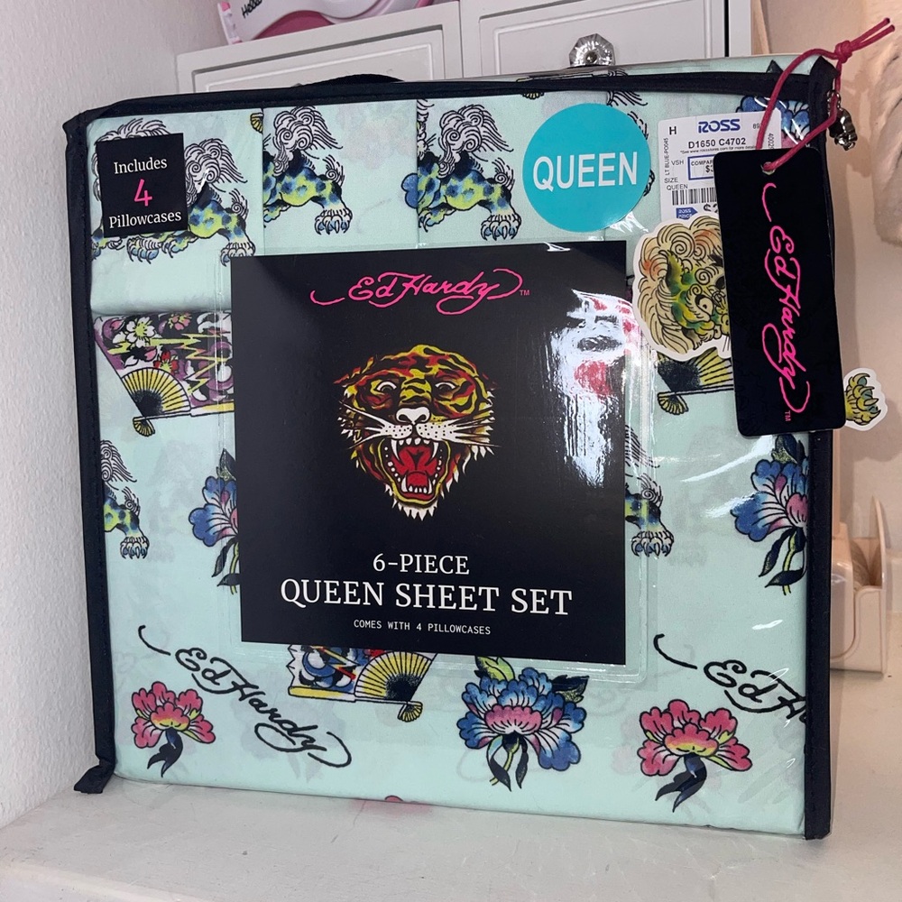 NWT Ed Hardy Mint Floral & Tiger Queen Sheet Set